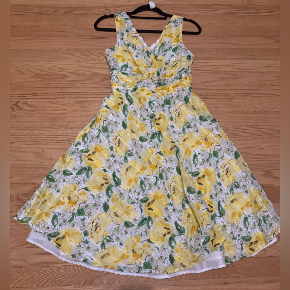 Robbie Bee Yellow and Green Floral Midi Dress